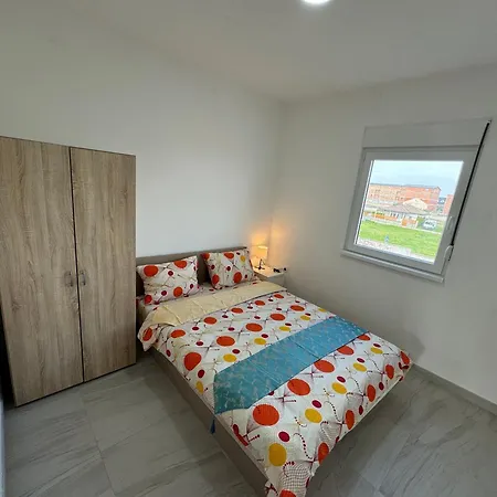 Apartment Belgrade Airport Luxury 2 *