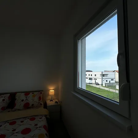 Belgrade Airport Luxury 2 *