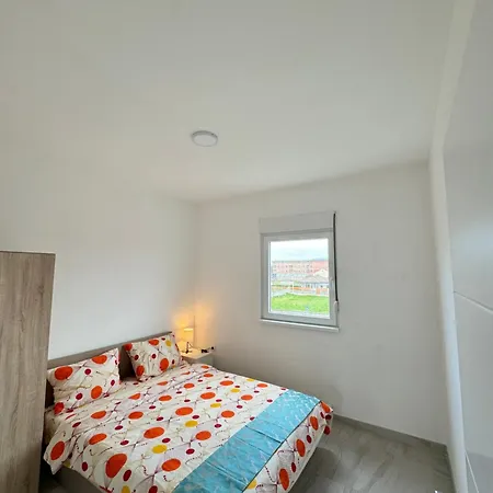 Belgrade Airport Luxury 2 Apartman *